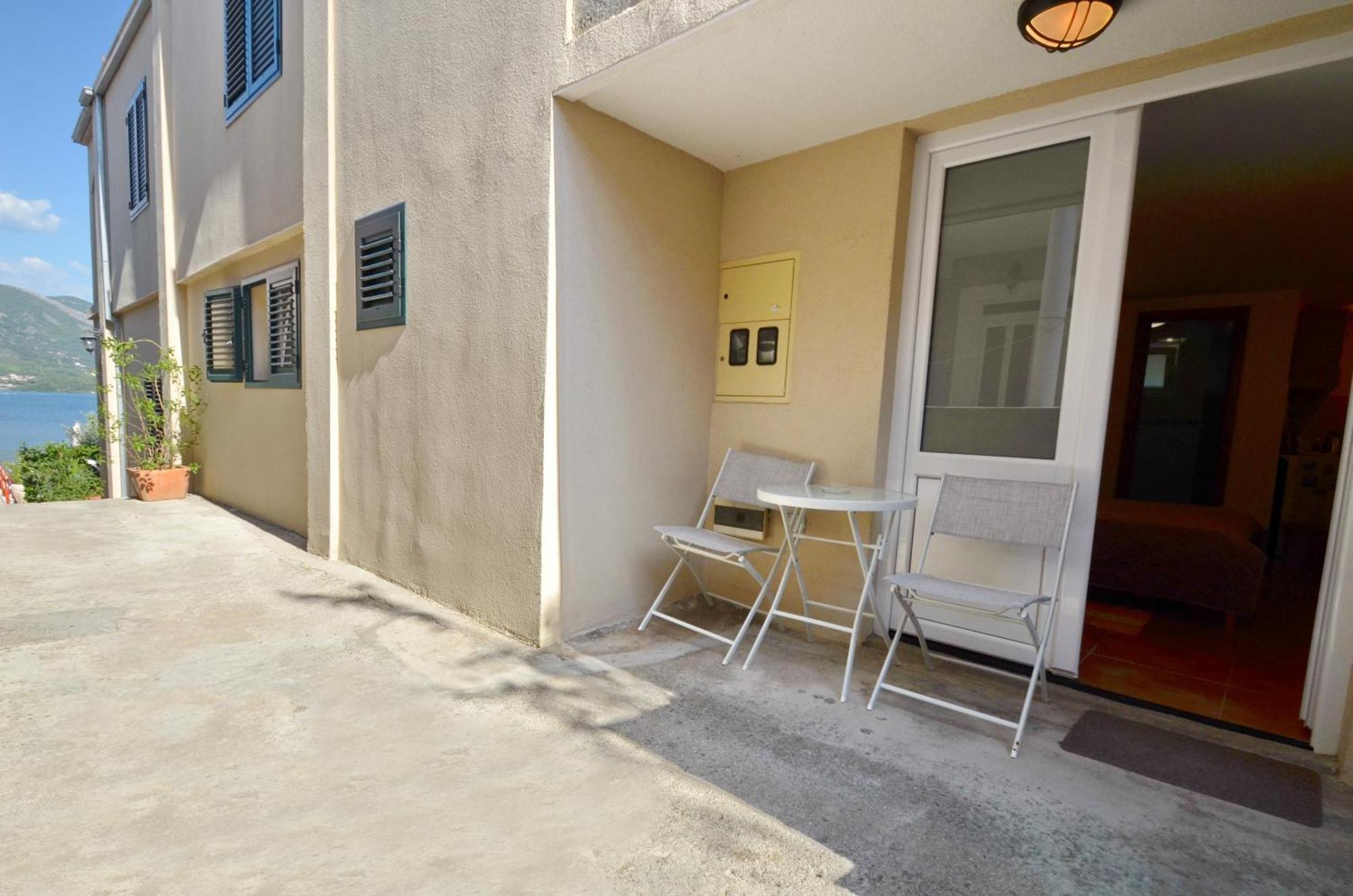 Dubravcevic Residence Tivat Buitenkant foto