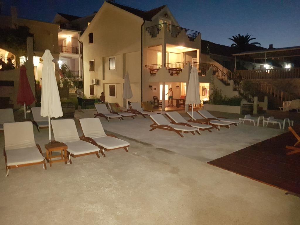 Dubravcevic Residence Tivat Buitenkant foto